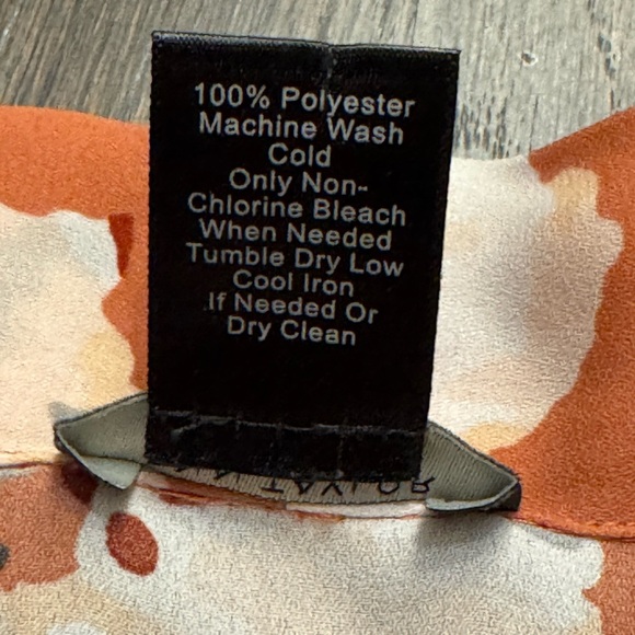 🟢 Ann Taylor Factory Petite Floral Wrap Blouse Size Large Petite - Picture 5 of 5